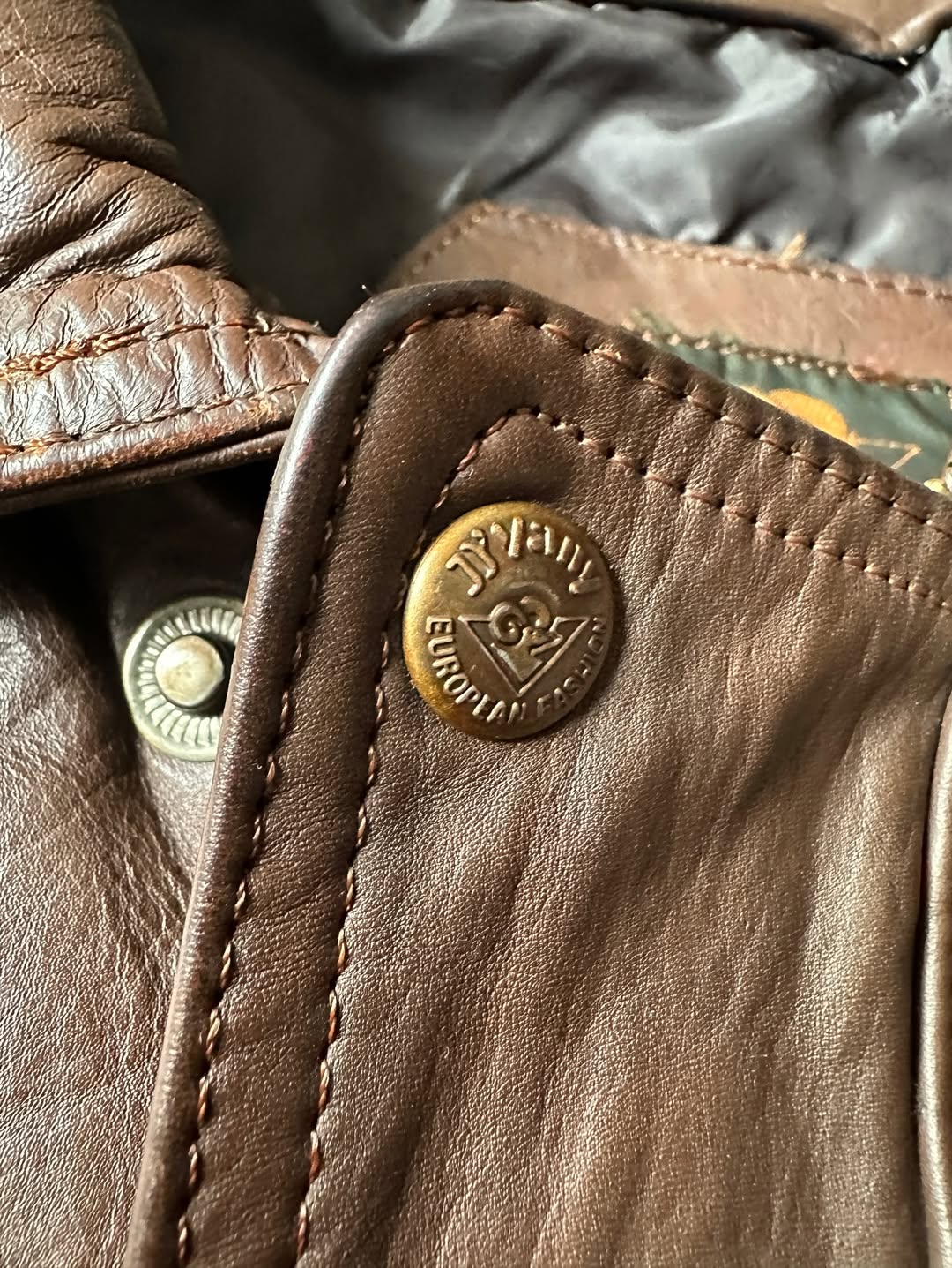 90's Brown Leather Bomber - D' Vany