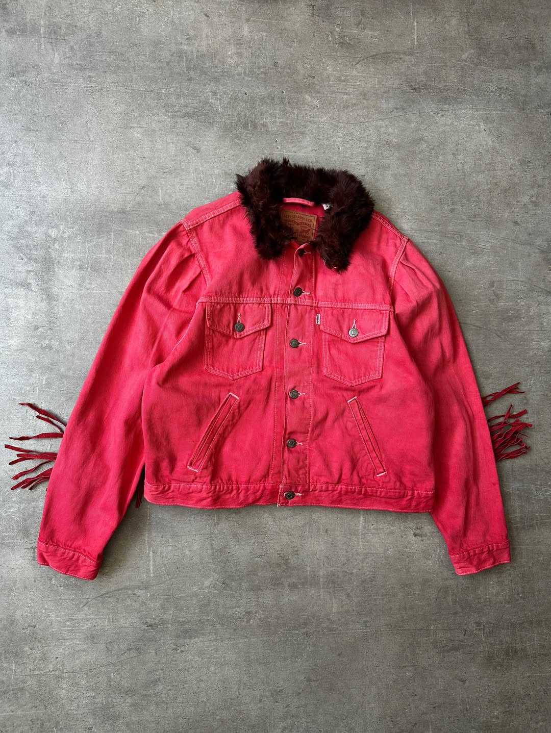 Custom Levi's Trucker Jacket - Intervenida