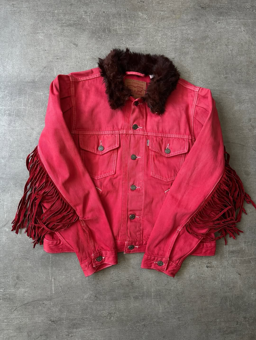 Custom Levi's Trucker Jacket - Intervenida