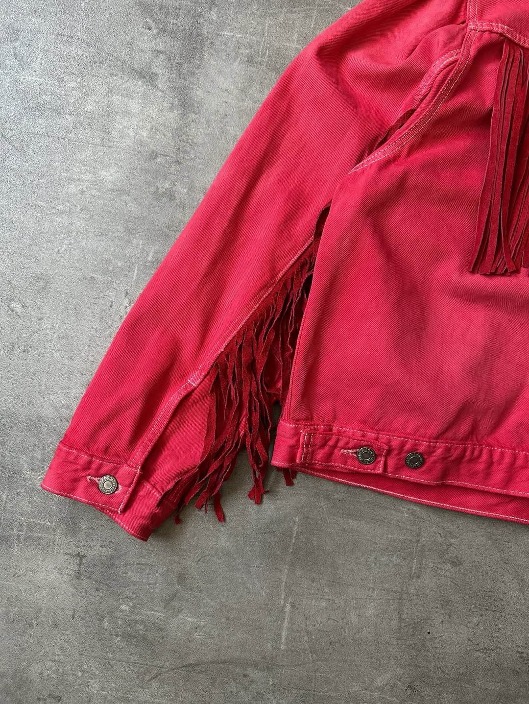 Custom Levi's Trucker Jacket - Intervenida