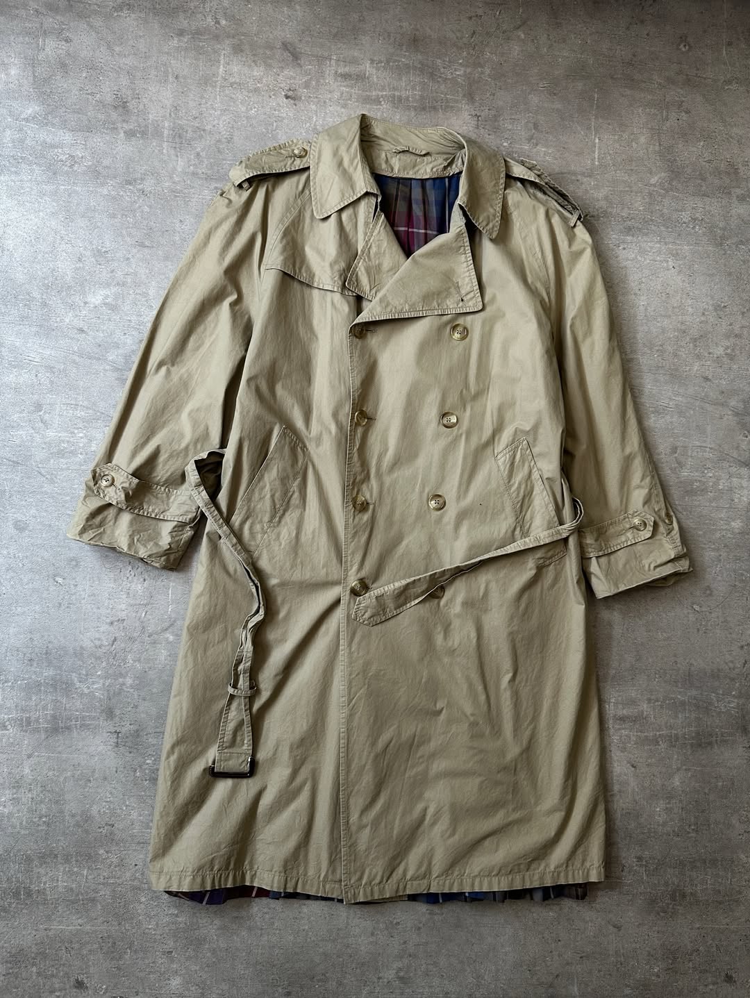 Classic Trench Coat - Gabardina Americana